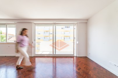 Apartamento T3 Remodelado terraço | Av. do Brasil 