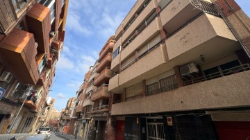 Piso 4 Habitaciones en Alicante Centro