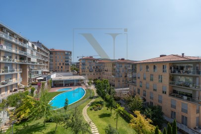 Apartamento de 3 dormitorios en Quinta da Portela,