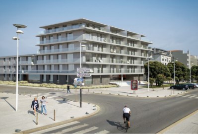 Apartamento T1 em Empreendimento de Luxo à Beira-M