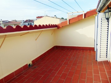 House 5 Bedrooms in La Granada