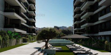 Apartment 4 Bedrooms in Ramalde