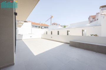 T2 Novo com Terraço e Lugar de Garagem em Aveiro