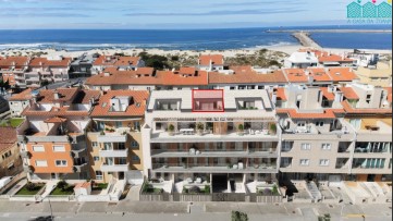 Apartamento T3 Duplex com Terraços na Praia da Bar