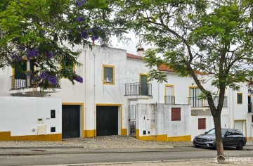 House 3 Bedrooms in N.S. da Vila, N.S. do Bispo e Silveiras