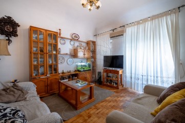 House 3 Bedrooms in Évora (São Mamede, Sé, São Pedro e Santo Antão)