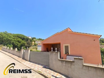 House 4 Bedrooms in Aiguaviva Parc