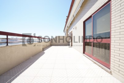 Apartamento 3 Quartos em Santa Marinha e São Pedro da Afurada