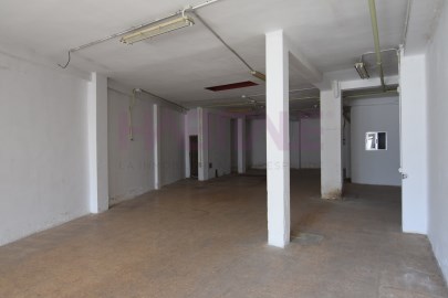 Commercial premises in Patraix