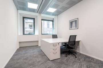 Regus Milan Via Broletto 5546 Milan Italy Small Of