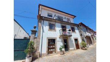 House 6 Bedrooms in Vila Nova de Cerveira e Lovelhe