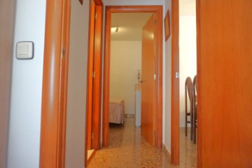 PISO DE 90 M2 CON PISCINA COMUNITARIA