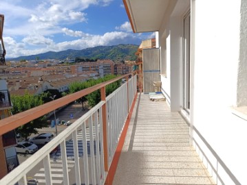 PISO DE 110 M2 EN PINEDA