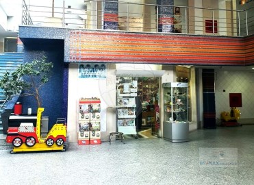 Commercial premises in Almada, Cova da Piedade, Pragal e Cacilhas