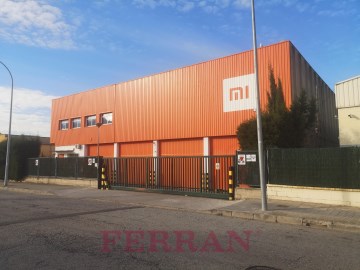 Industrial building / warehouse in Mas Rampinyo - Carrerada