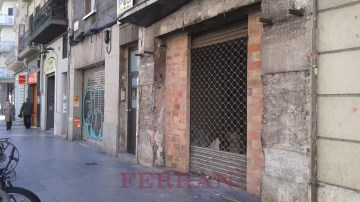 Local comercial en alquiler, Creu Coberta, Barcelo