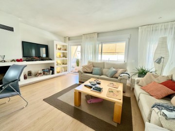 Apartment 3 Bedrooms in Calahonda - Carchuna