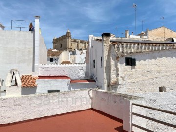 House 6 Bedrooms in Alaior
