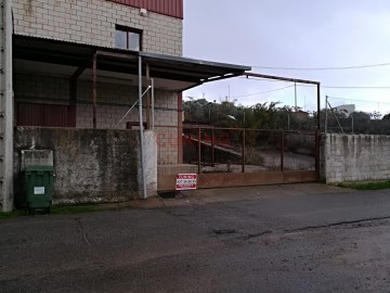 Industrial building / warehouse in Alía