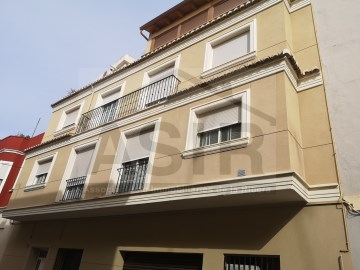 House 3 Bedrooms in Casc Urbà