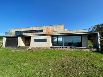 Maison 5 Chambres à Lestedo (Santa María)