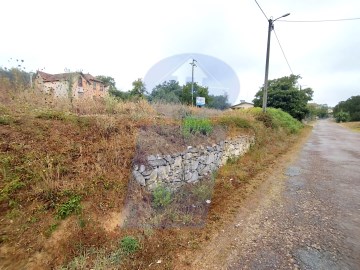 Terreno em Aguada de Cima