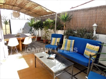 2 bedrooms bungalow with big private garden in Pla