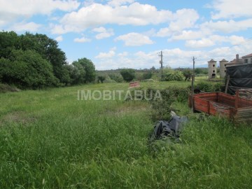 Terreno em Ázere e Covelo