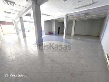 Sala em open space