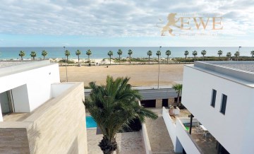Luxury beachfront villa for sale in Torre de la Ho