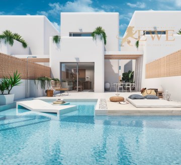 Villa moderna con piscina en venta en España, Cost