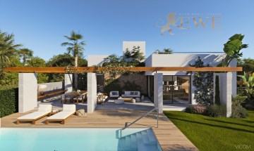 Villa mediterránea con piscina en venta en Campoam