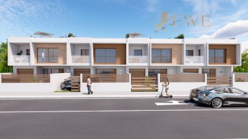 Modern terraced houses for sale in Los Alcázares