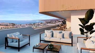 Apartamento con vistas al mar en venta en Estepona