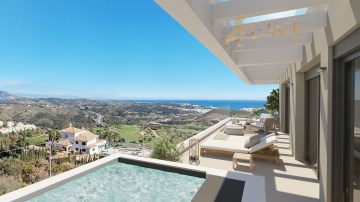 Luxury apartment with sea view for sale in Mijas
