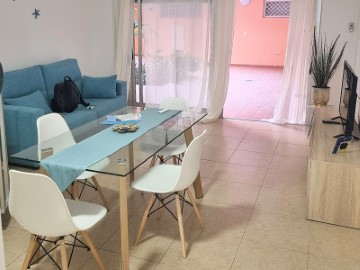 Apartment 2 Bedrooms in Playa de San Juan