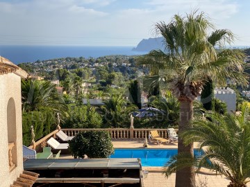 Villa en venta en Moraira con vistas al mar