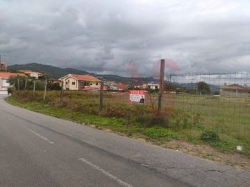 Terreno em Santo Adrião de Vizela