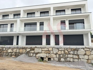 House 3 Bedrooms in Oliveira (Santa Maria)