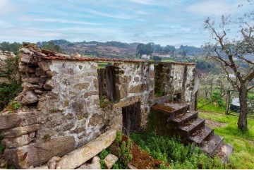 Moradia 2 Quartos em Grilo