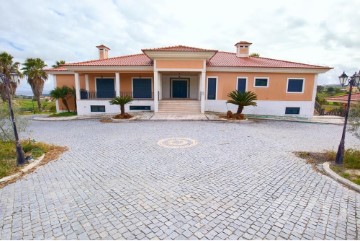 House 9 Bedrooms in Alhandra, São João dos Montes e Calhandriz