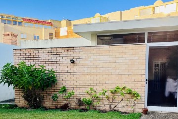 House 4 Bedrooms in Perafita, Lavra e Santa Cruz do Bispo