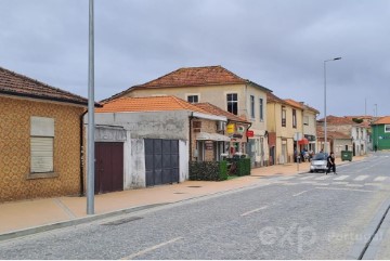 Maison 4 Chambres à Canidelo