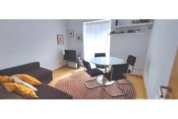 Apartment 2 Bedrooms in Penha de França