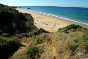 Apartamento 2 Quartos em Albufeira e Olhos de Água