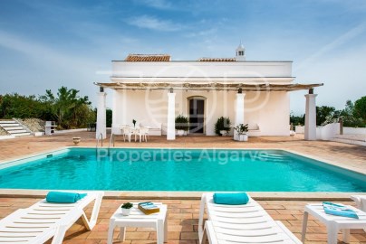 9 Bedroom Property For Sale In Fuzeta Algarve Port