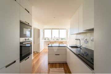 Apartamento 3 Quartos em Lumiar