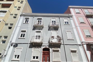 Building in Areeiro
