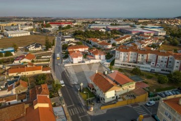 Locaux commerciaux à Agualva e Mira-Sintra