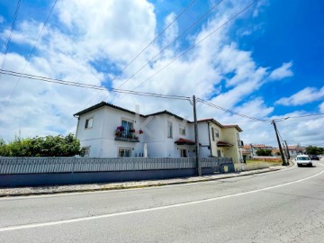 Maison 4 Chambres à Marinha Grande